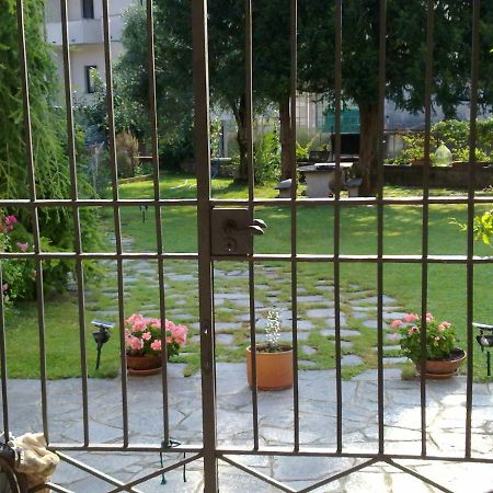 All'Ombra Dei Tassi Mandello del Lario Exterior foto